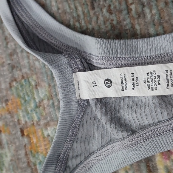 Lululemon Racerback Crop Tank - Picture 4 of 4